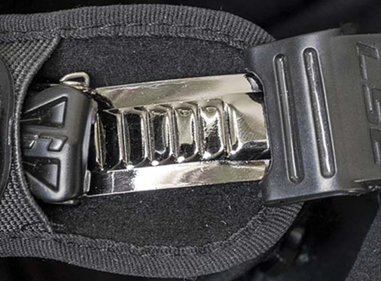 Zapięcie LS2 Explorer.png