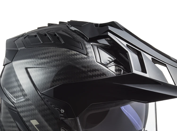 Explorer carbon daszek.png